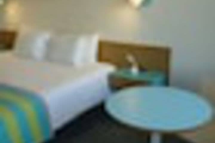 Room 32 of 255