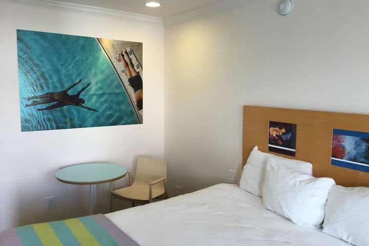 Room 48 of 255