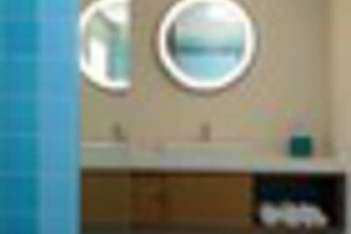 Room 137 of 255