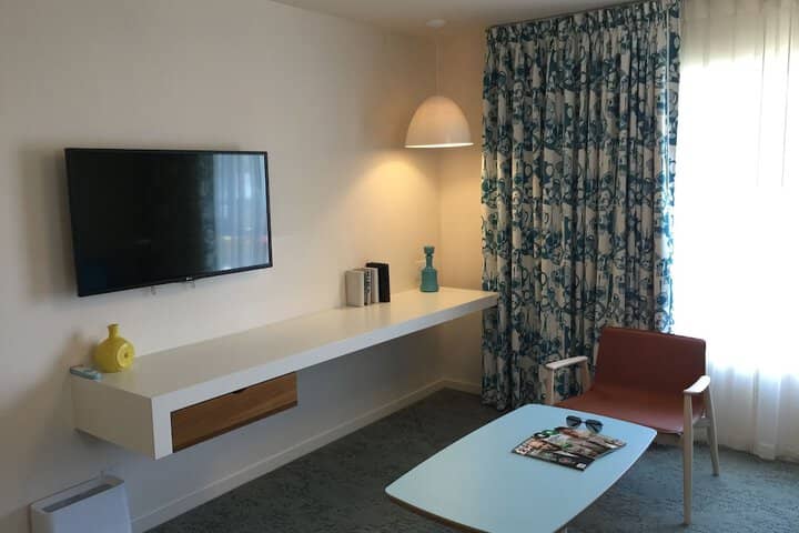 Room 96 of 255